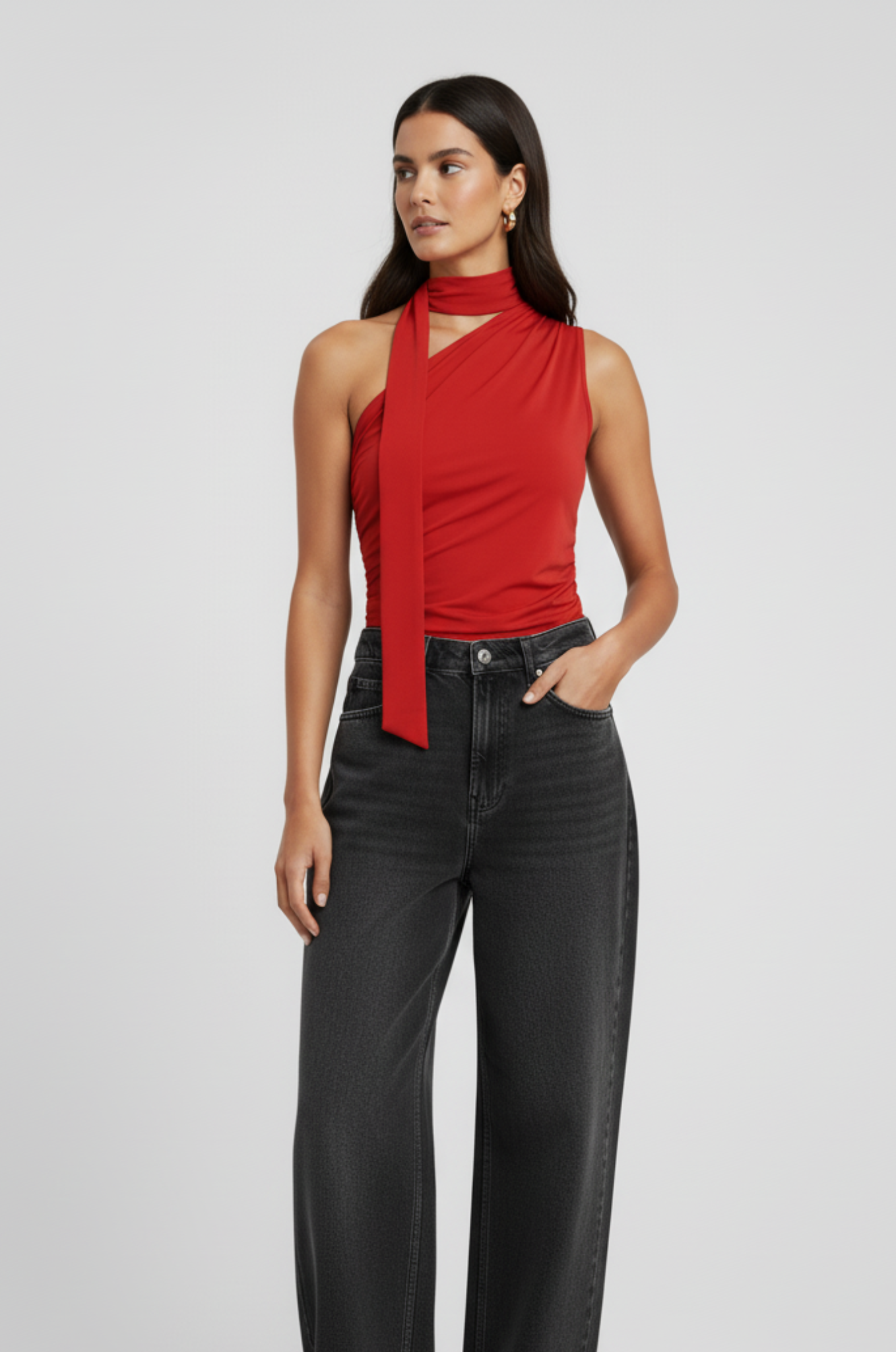 Halter one-shoulder crop top – open rug