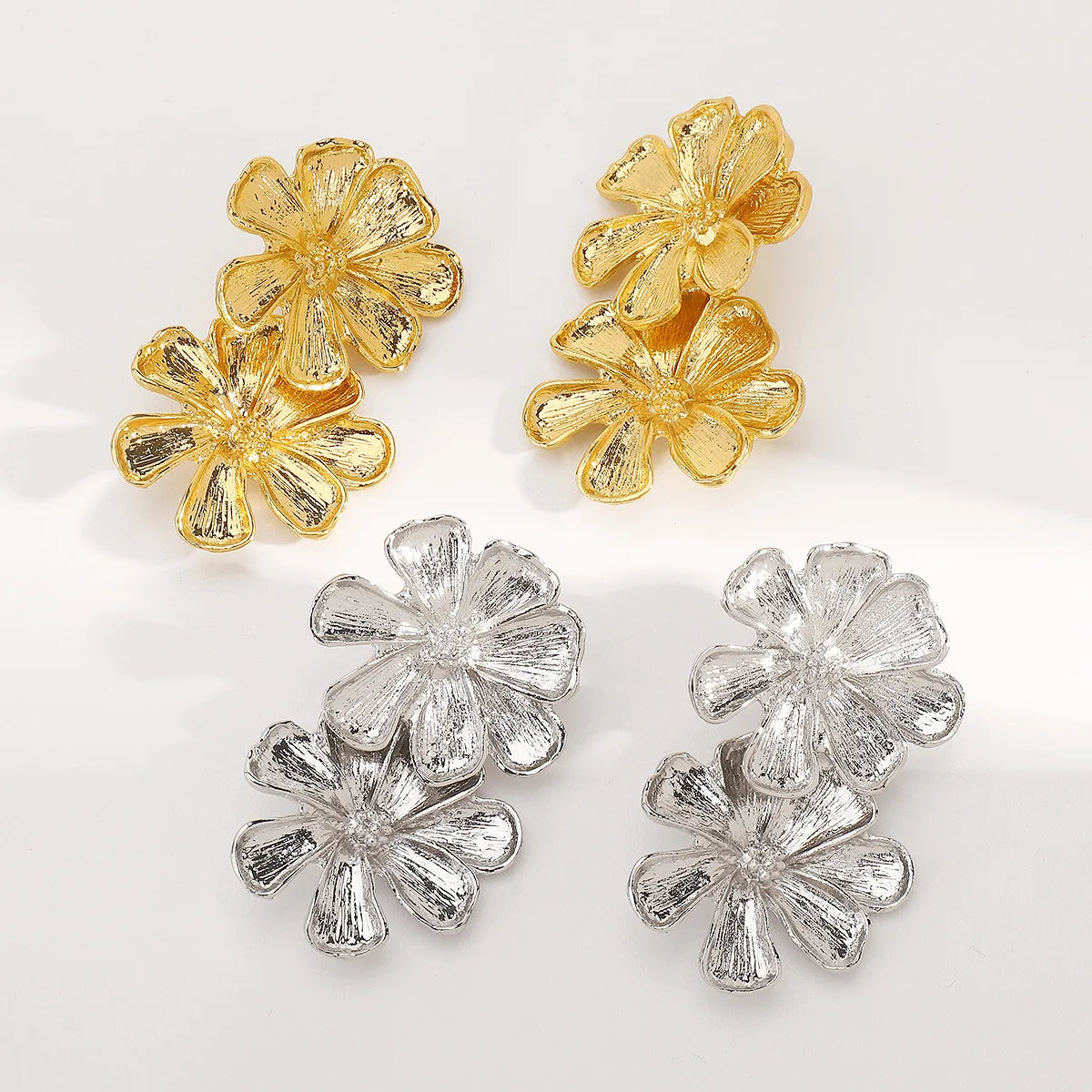 Vintage bloem oorbellen – dubbele laag