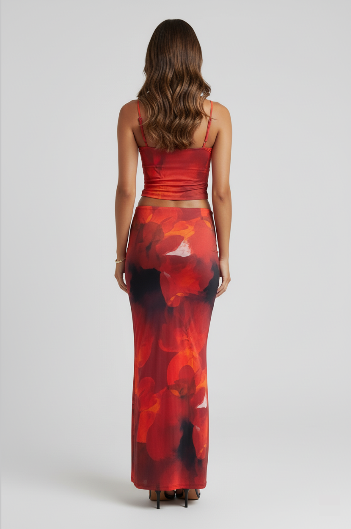 Tie-dye set – V-hals top & maxi-rok